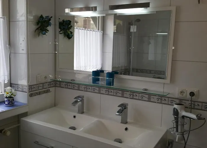 4 Sterne Lind * Баденвайлер